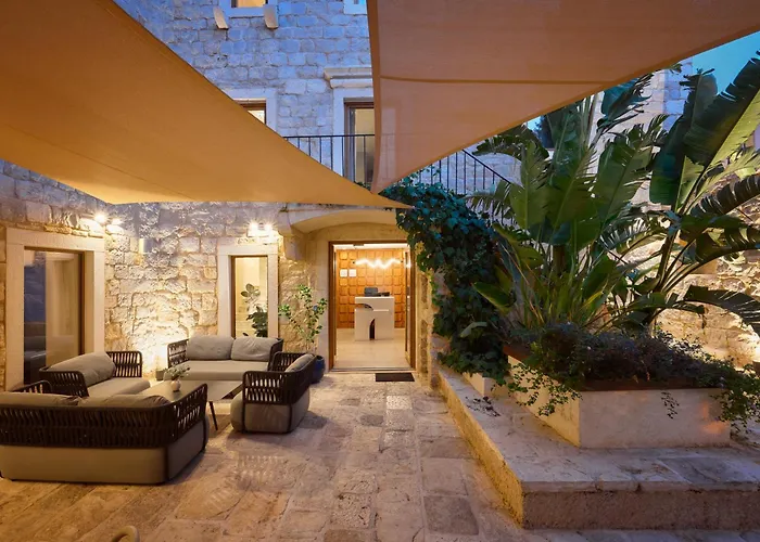 Central Heritage Hotel